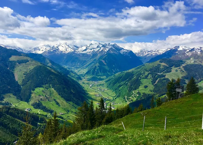 Apartment Hochalmbahnen Chalets Tanne, nahe Skilift, mit Wallbox und Hunde willkommen, 10W1